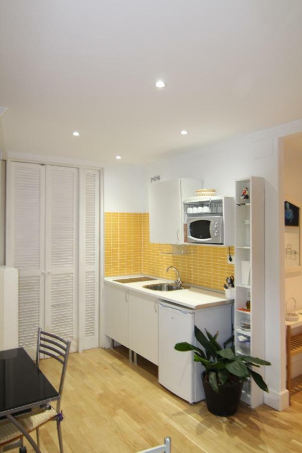 Apartamentos Lara Granada Exteriör bild